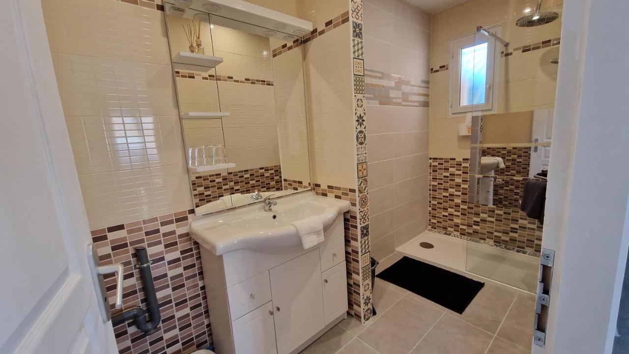 Reve Mediterraneen, Le Bonheur Est Dans Ma Maison Le Barcares Luaran gambar