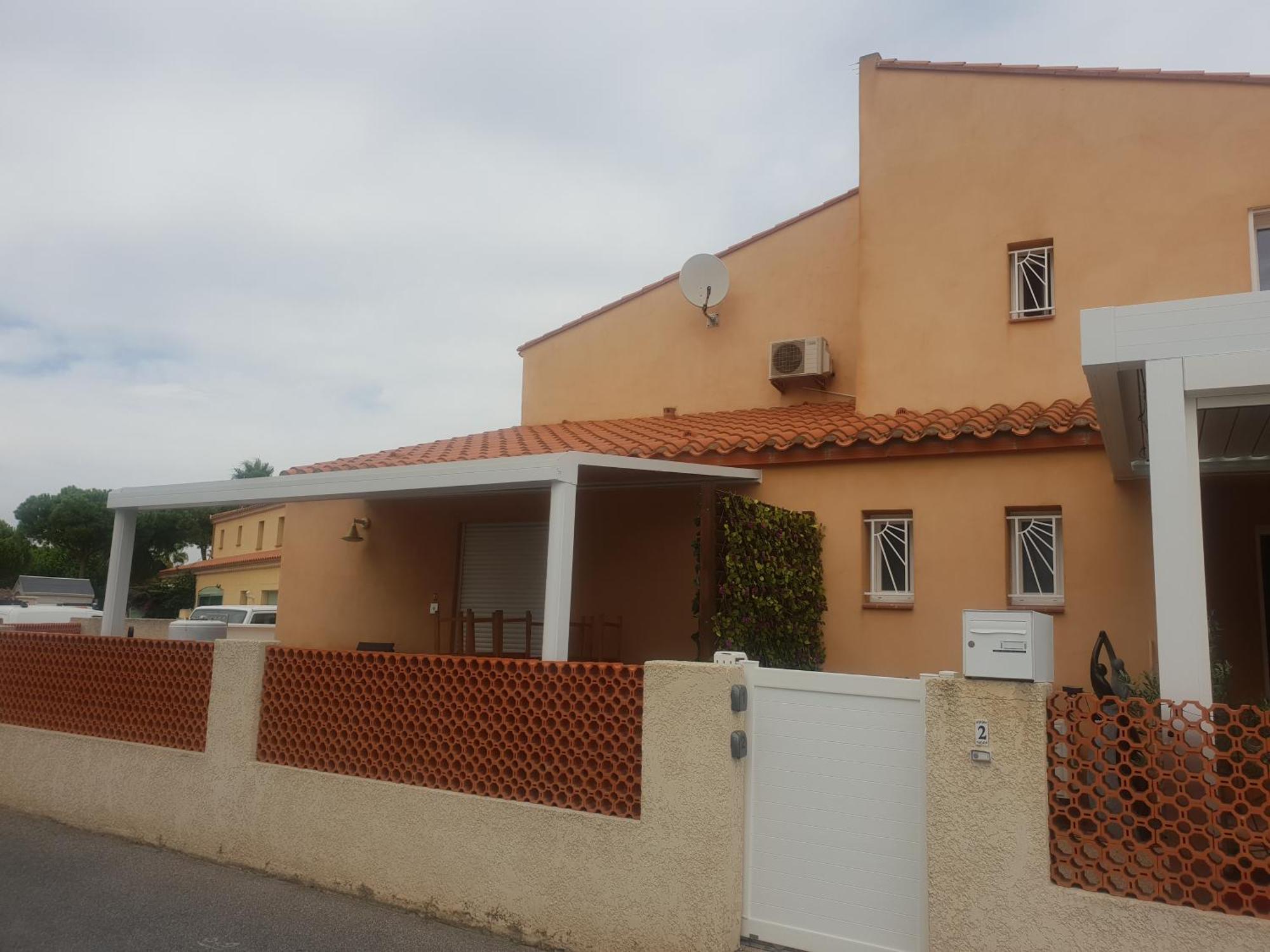 Reve Mediterraneen, Le Bonheur Est Dans Ma Maison Le Barcares Luaran gambar